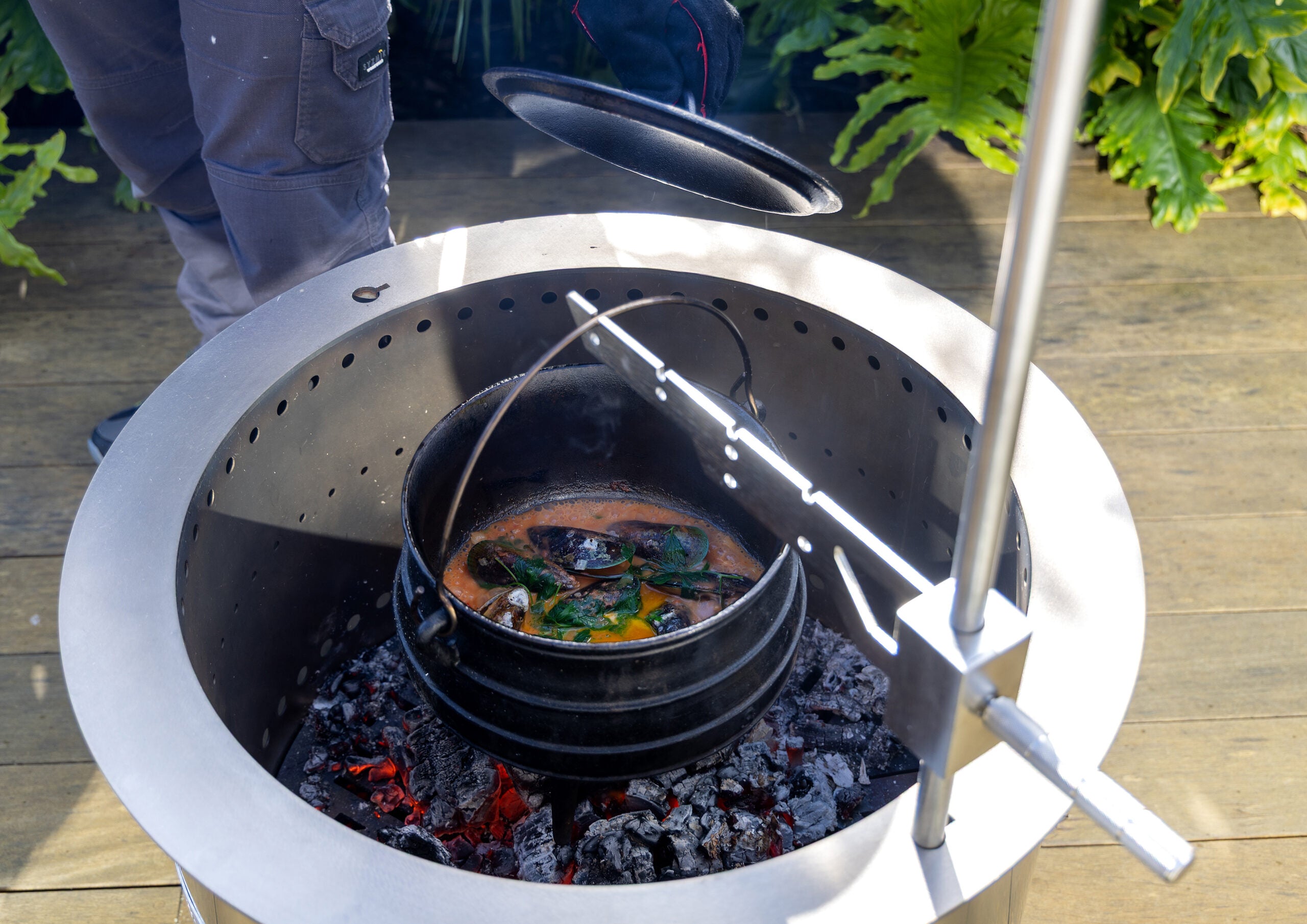Metro Cast Iron Potjie Pot - 7.8lt