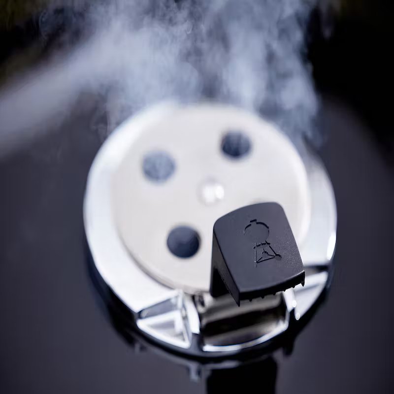 Summit Kamado S6 Charcoal Grill Centre